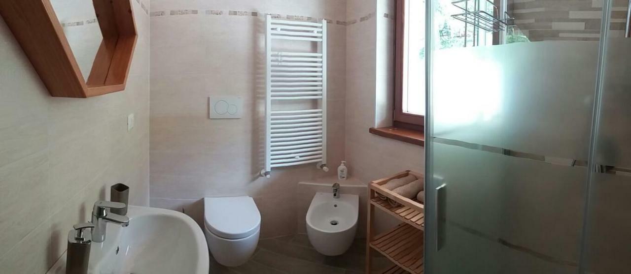 Garni Fobbie Hotel Брентонико Екстериор снимка