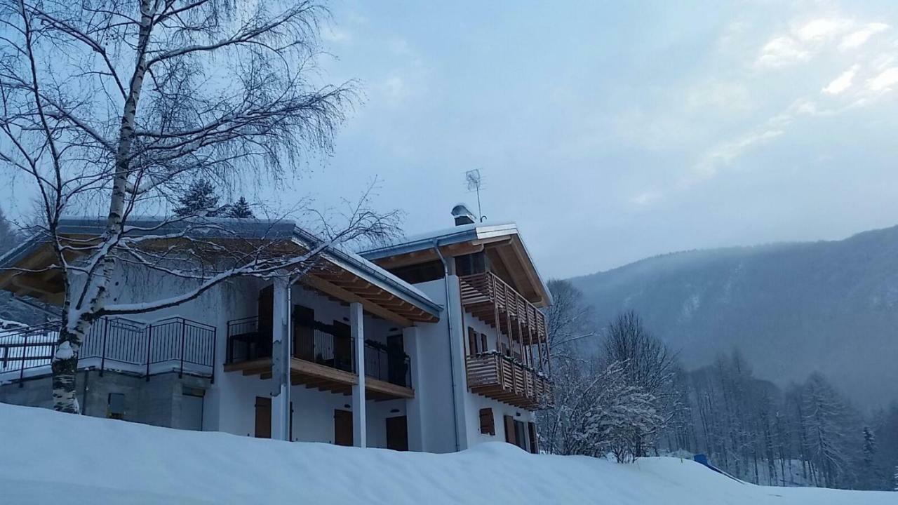 Garni Fobbie Hotel Брентонико Екстериор снимка