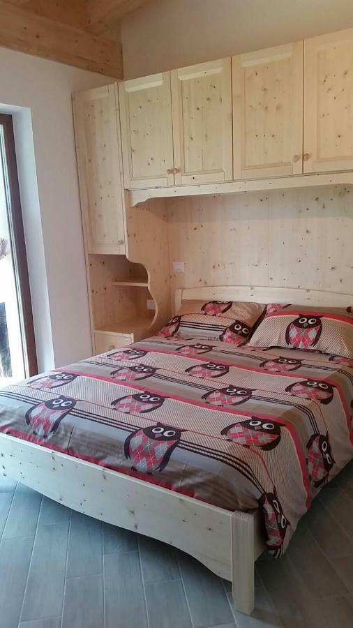 Garni Fobbie Hotel Брентонико Екстериор снимка